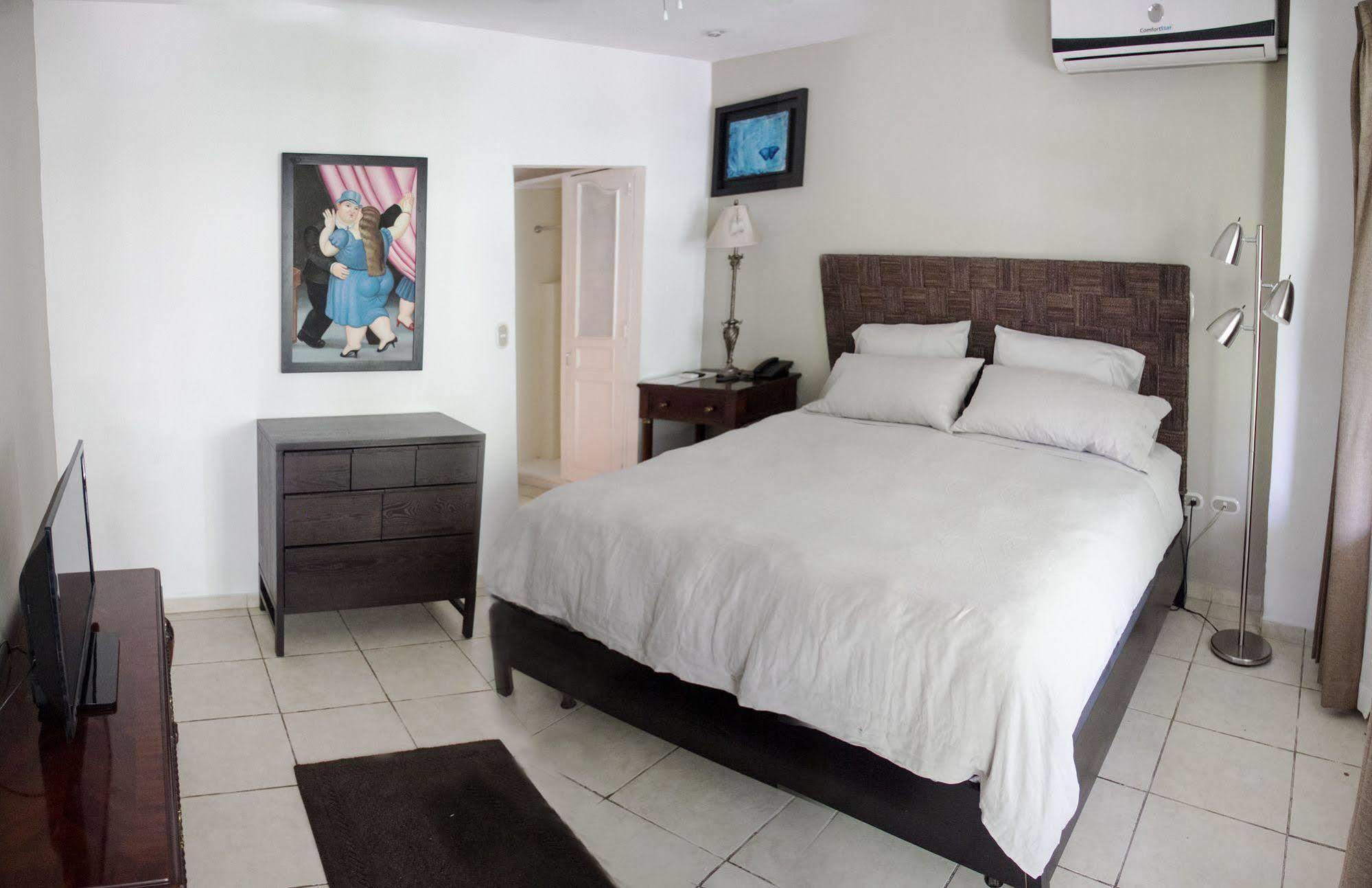 Casa Mia Boutique B&B Hotel سان سلفادور المظهر الخارجي الصورة